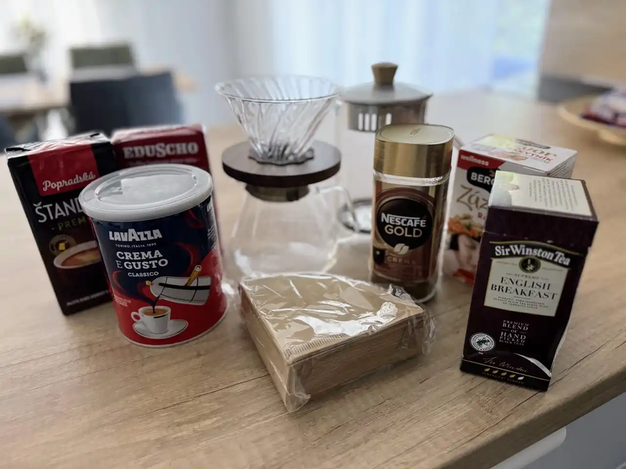 Kávový kútik s pákovým kávovarom